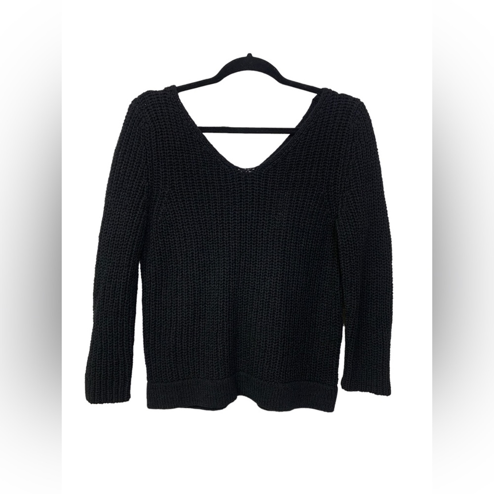 Ann Taylor NWT Knit V Neck Sweater